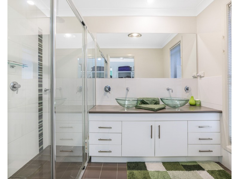 66 The Heights, Tamworth NSW 2340