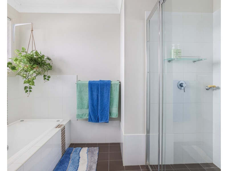 66 The Heights, Tamworth NSW 2340