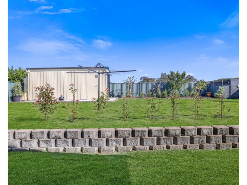 66 The Heights, Tamworth NSW 2340