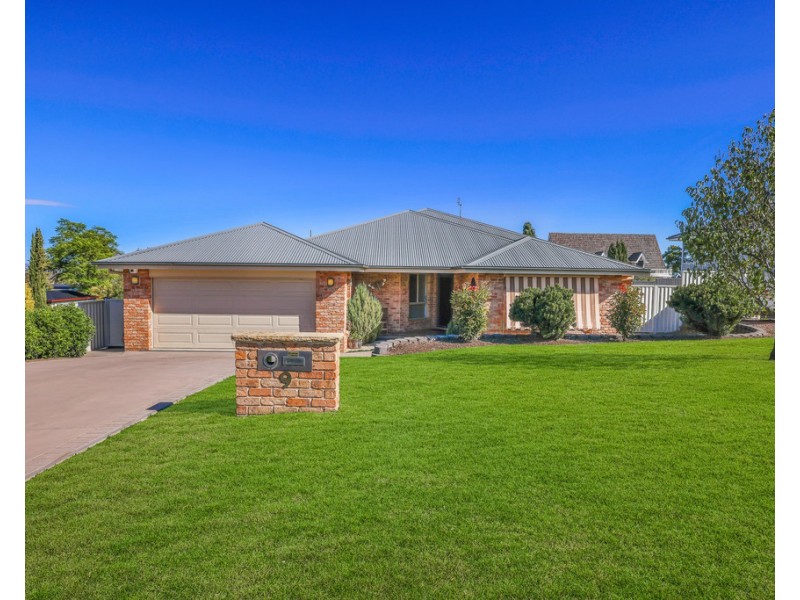9 Mulconda Close, Tamworth NSW 2340