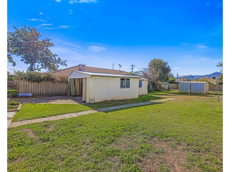 8 Phillip Street, Tamworth NSW 2340