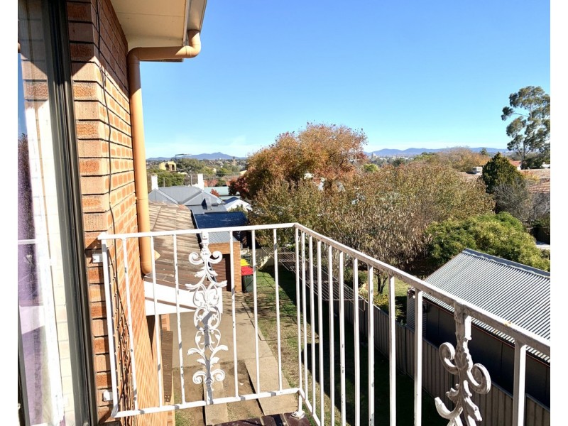 2/95 Upper Street, East Tamworth NSW 2340