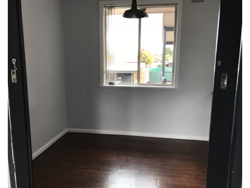 33 Croydon Avenue, Tamworth NSW 2340