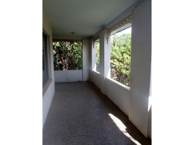 42 Napier Street, Tamworth NSW 2340