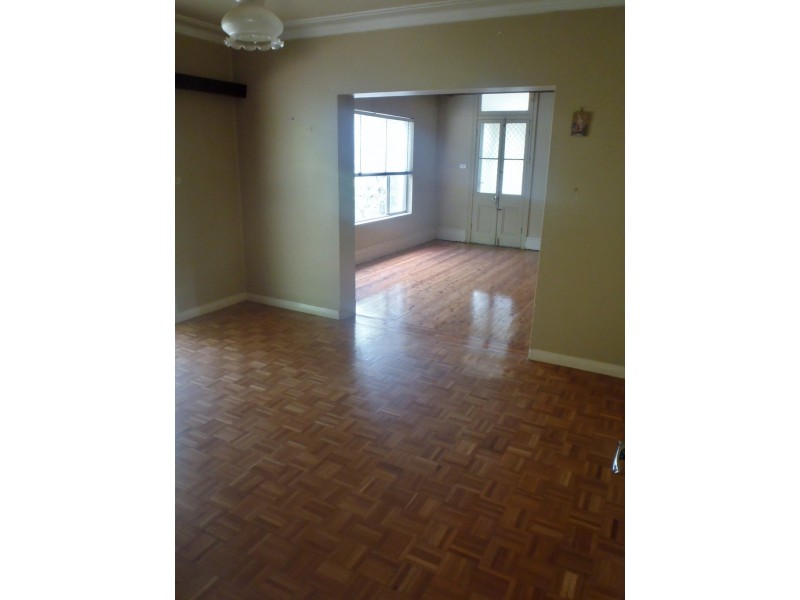 42 Napier Street, Tamworth NSW 2340