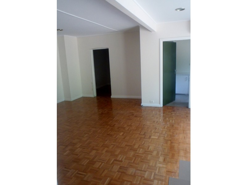 42 Napier Street, Tamworth NSW 2340