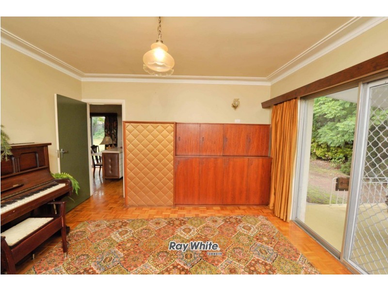 42 Napier Street, Tamworth NSW 2340