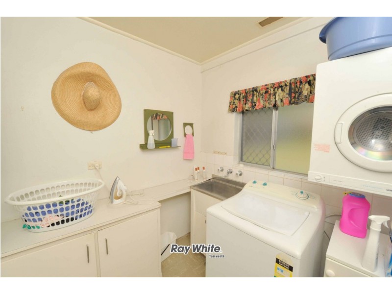 42 Napier Street, Tamworth NSW 2340