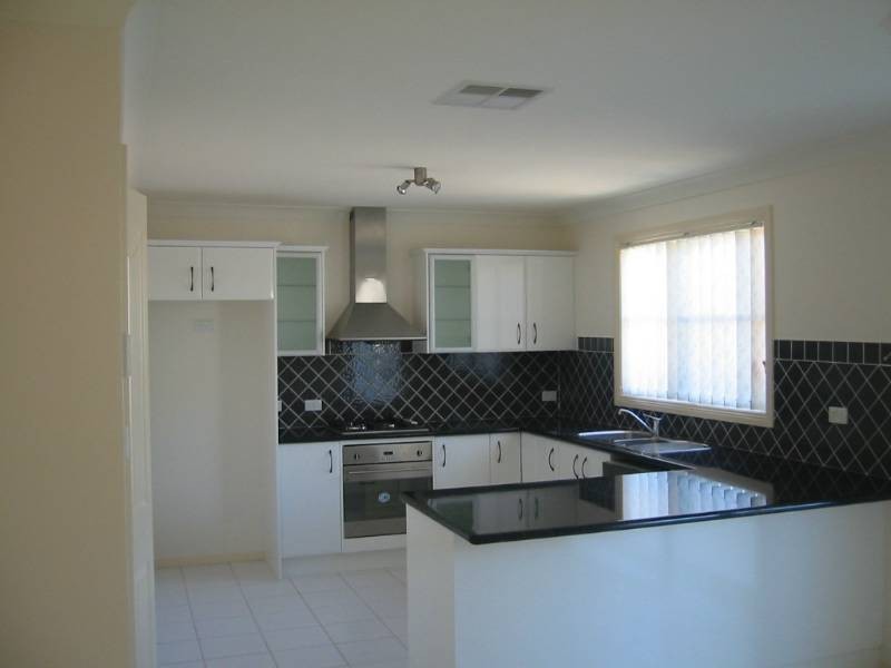 2 / 71 Church Street, Tamworth NSW 2340