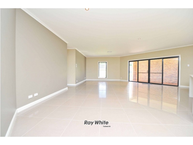 15 Ventnor Drive, Tamworth NSW 2340