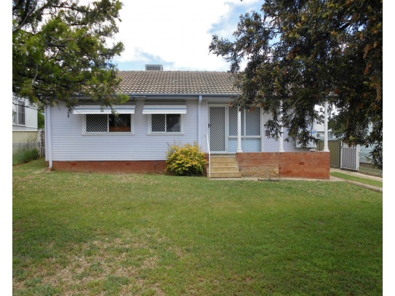 133 Petra Avenue, Tamworth NSW 2340