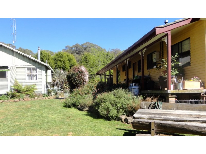 1969 Barry Road, Hanging Rock NSW 2340