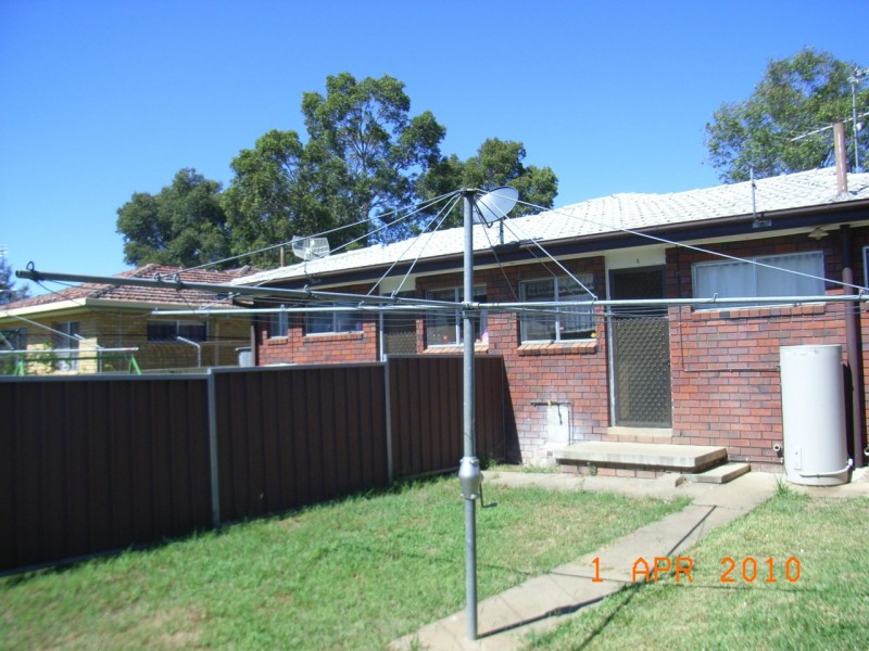 2 / 104 Robert Street, Tamworth NSW 2340