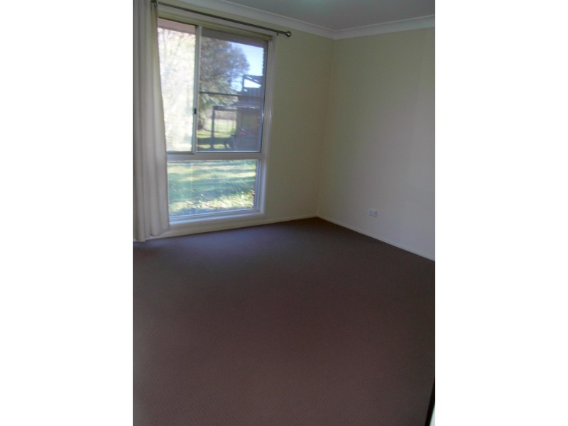 37 Susan Street, Kootingal NSW 2352