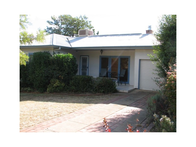 56 Hill Street, Tamworth NSW 2340