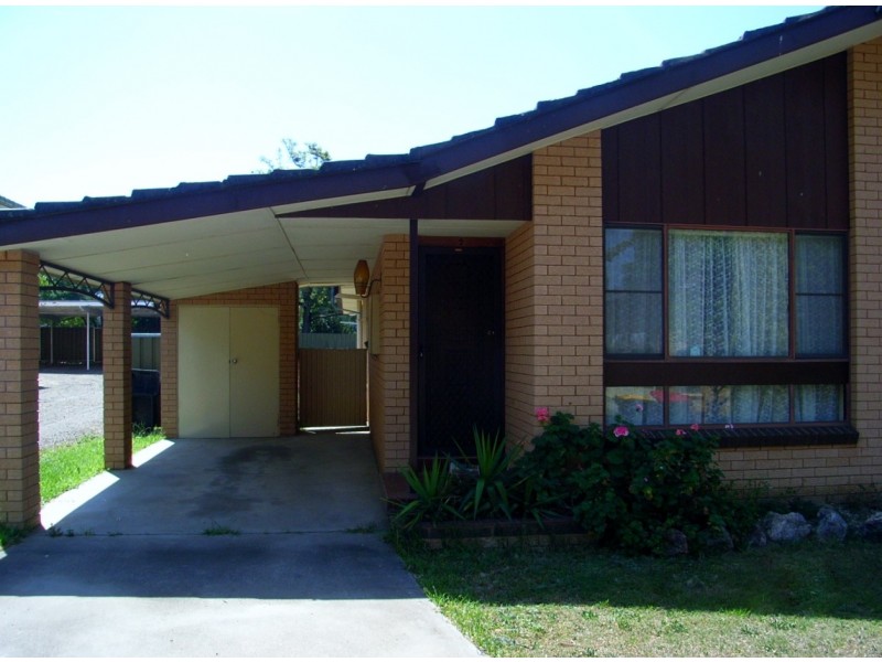 2/13 Burilla Street, Tamworth NSW 2340