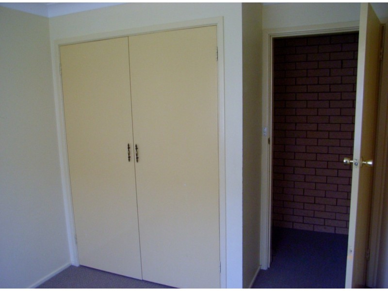 2/13 Burilla Street, Tamworth NSW 2340