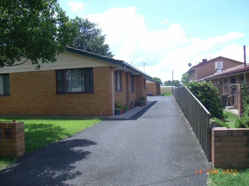 2 / 30 Lydia Street, Tamworth NSW 2340