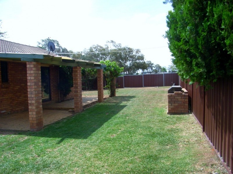 51 Quinn Street, Tamworth NSW 2340