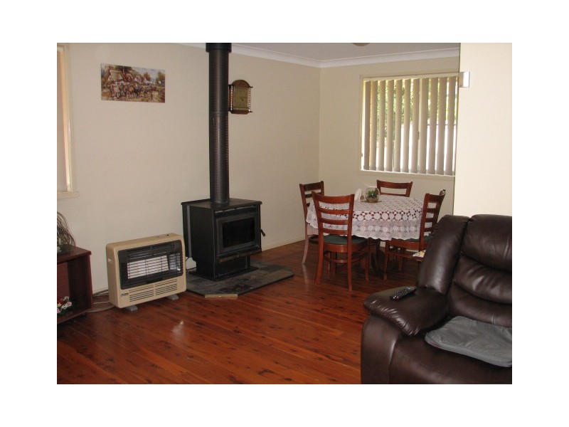 9 Waree Drive, Tamworth NSW 2340