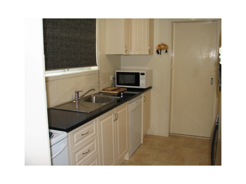 9 Waree Drive, Tamworth NSW 2340