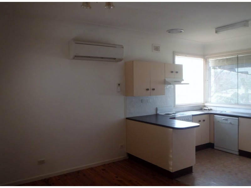 27 David Street, Tamworth NSW 2340