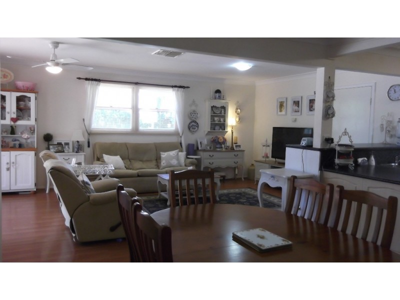 17 Campbell Road, Calala NSW 2340