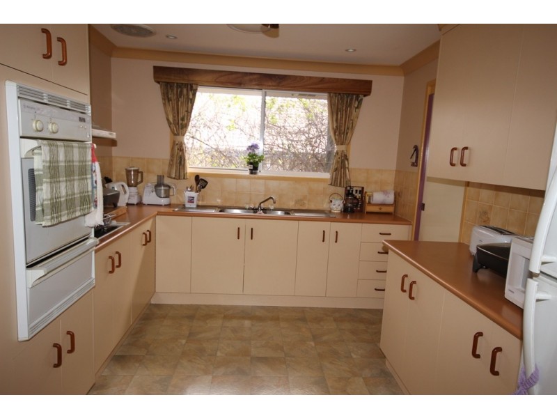 38 Coorigil Street, Tamworth NSW 2340