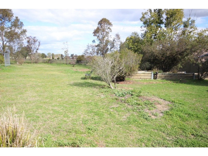 38 Coorigil Street, Tamworth NSW 2340