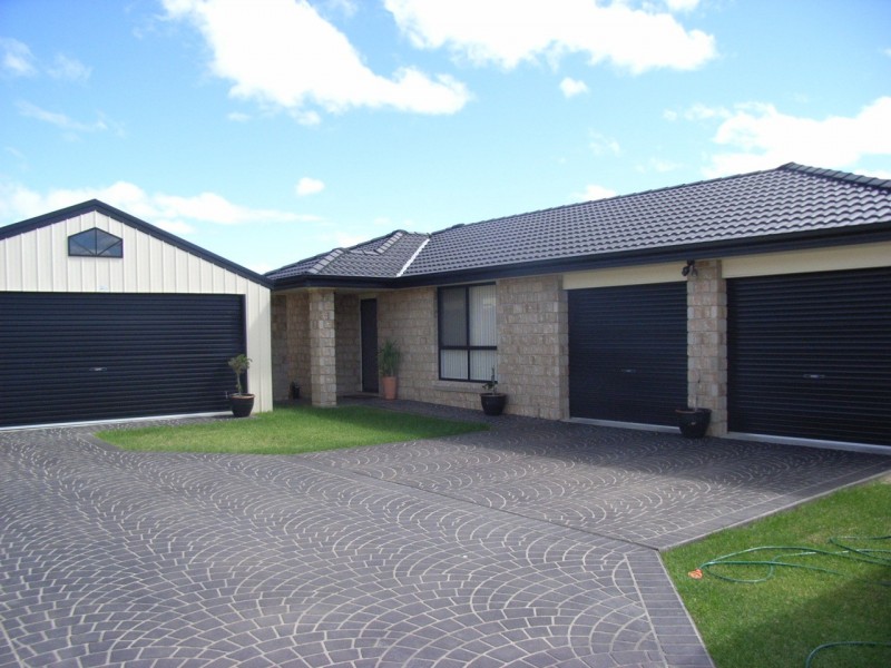 29 Warburton Drive, Tamworth NSW 2340