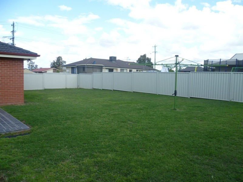3 Stanley Close, Tamworth NSW 2340