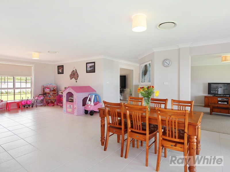 8 Browns Lane, Tamworth NSW 2340