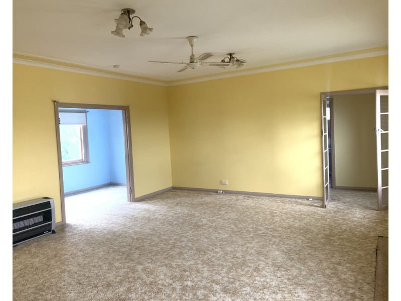 104 Rawson Avenue, Tamworth NSW 2340