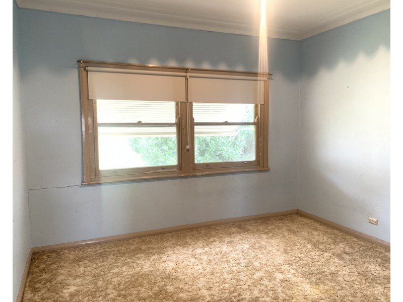 104 Rawson Avenue, Tamworth NSW 2340