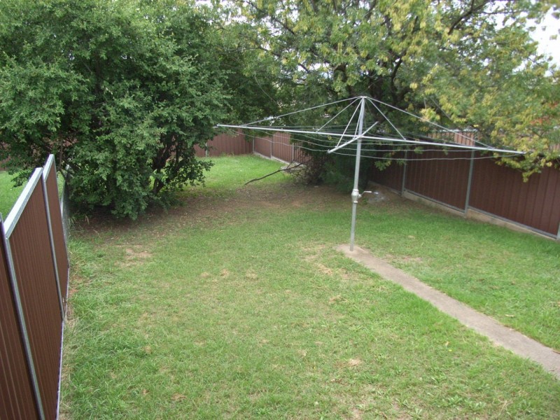 17b Brolga Crescent, Tamworth NSW 2340