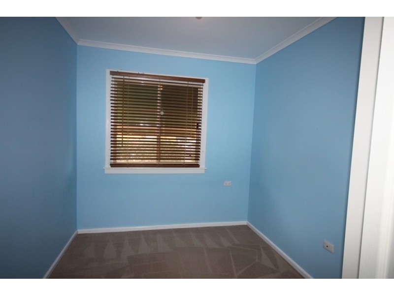 8 Edith Street, Tamworth NSW 2340