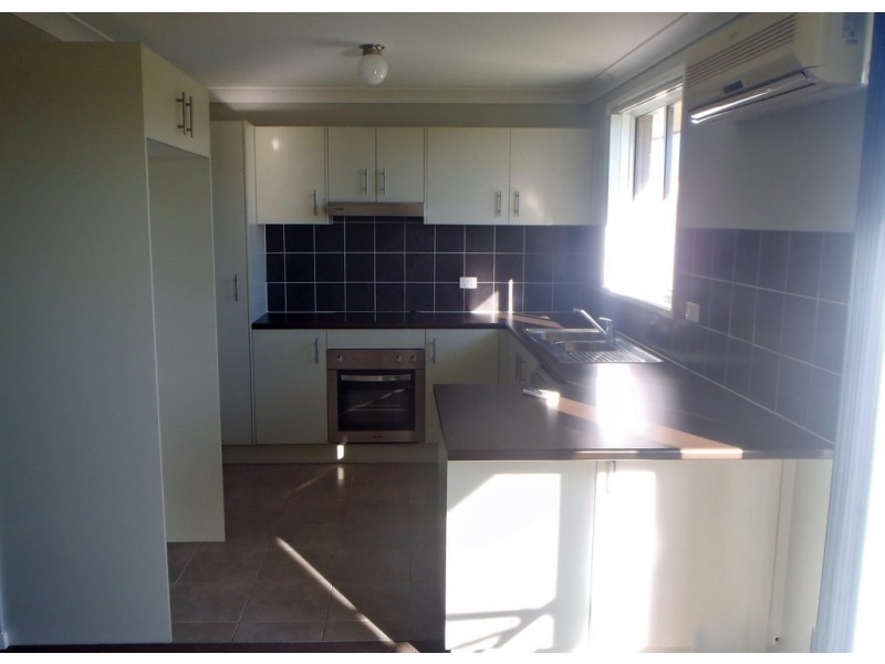 2/23 Rosella Avenue, Tamworth NSW 2340