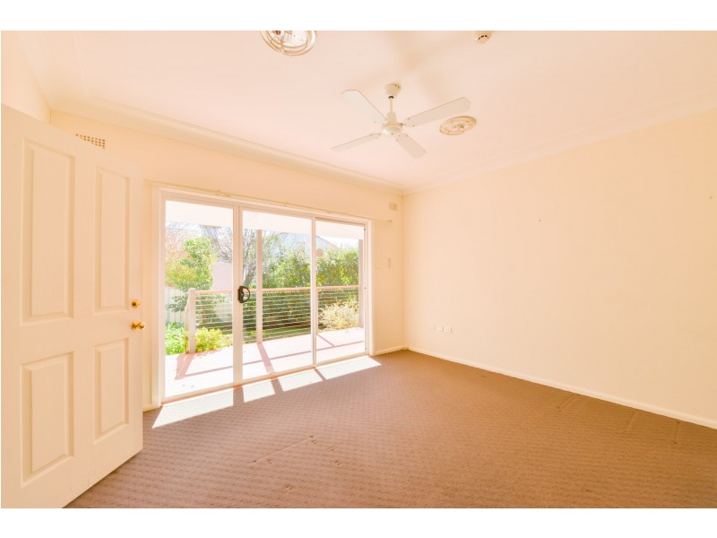 33 Edward Street, Tamworth NSW 2340