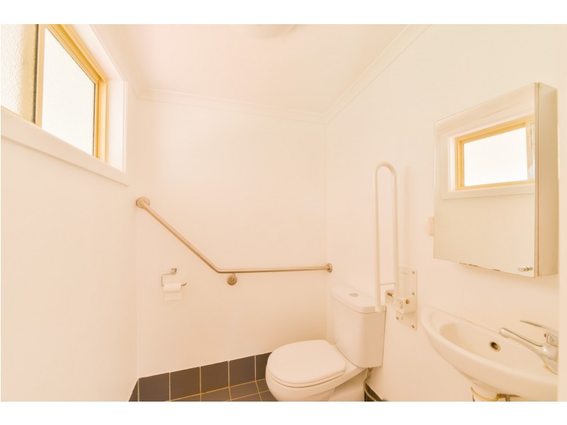 33 Edward Street, Tamworth NSW 2340