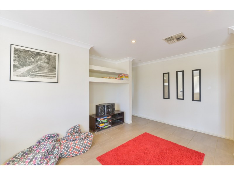 65 Regans Road, Tamworth NSW 2340