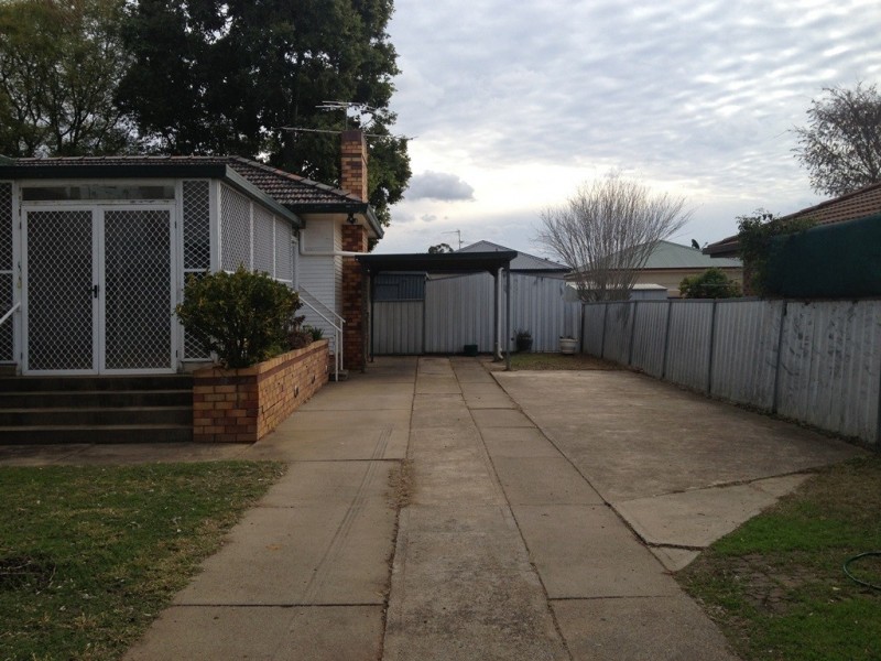 34 Edinburgh Avenue, Tamworth NSW 2340