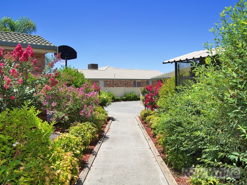 18A The Retreat, Tamworth NSW 2340