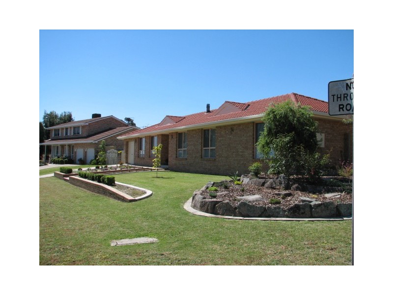 1 Narine Close, Tamworth NSW 2340