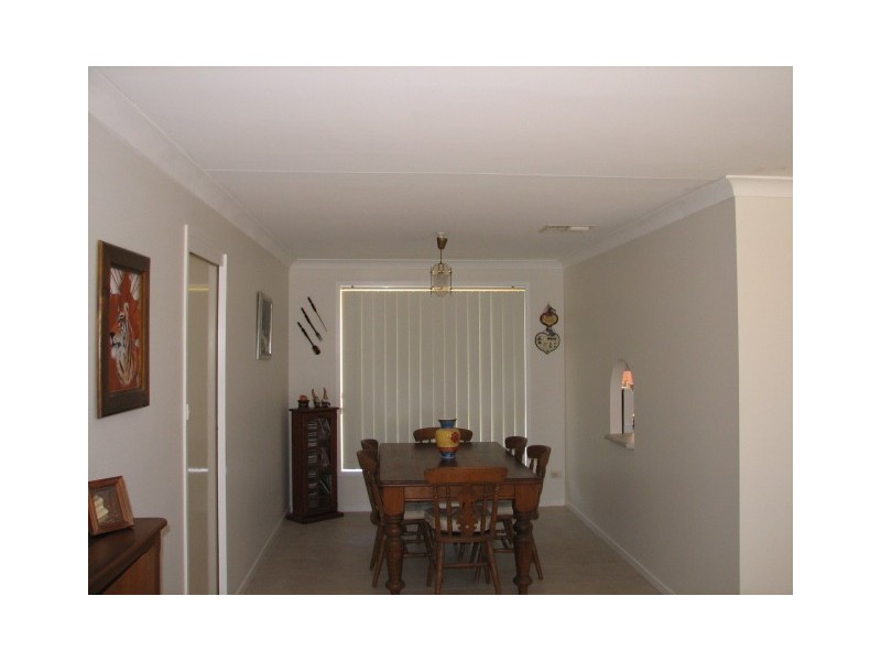 1 Narine Close, Tamworth NSW 2340
