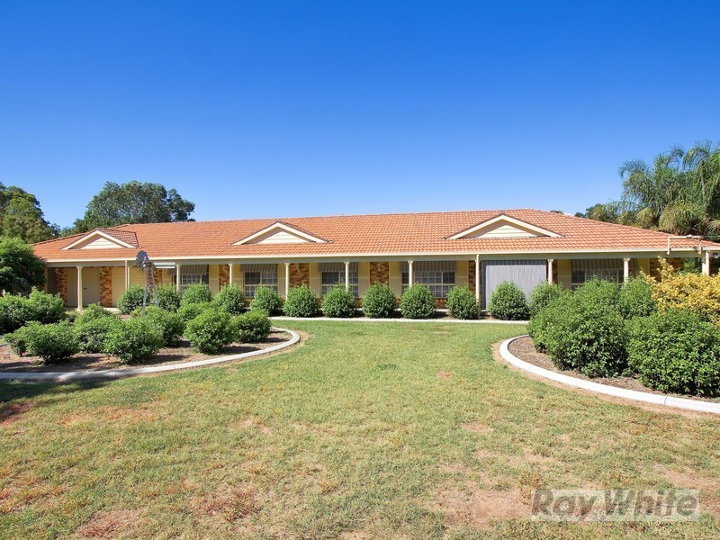 17 Dangar Crescent, Tamworth NSW 2340