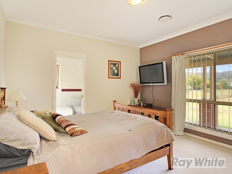 5 Benarkin Drive, Moore Creek NSW 2340