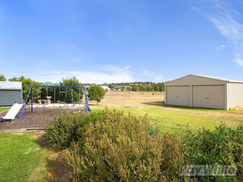 5 Benarkin Drive, Moore Creek NSW 2340