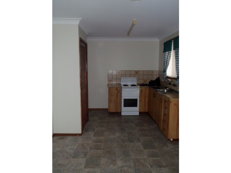 35 Fisher Road, Tamworth NSW 2340