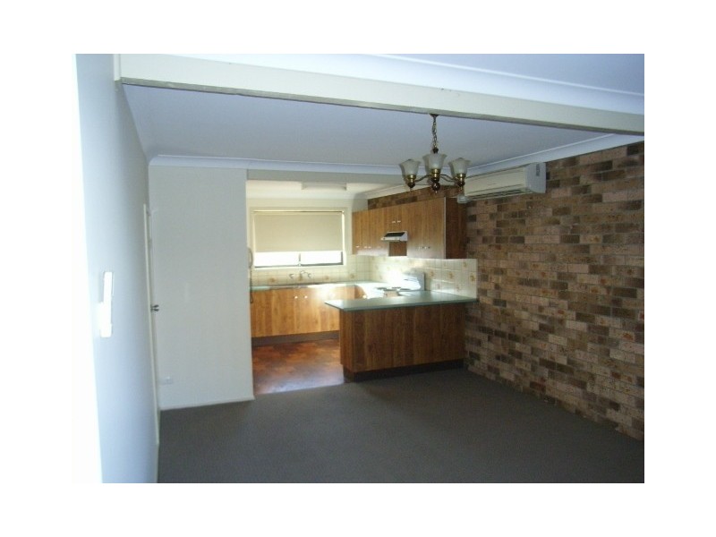 2 / 44 Church Street, Tamworth NSW 2340