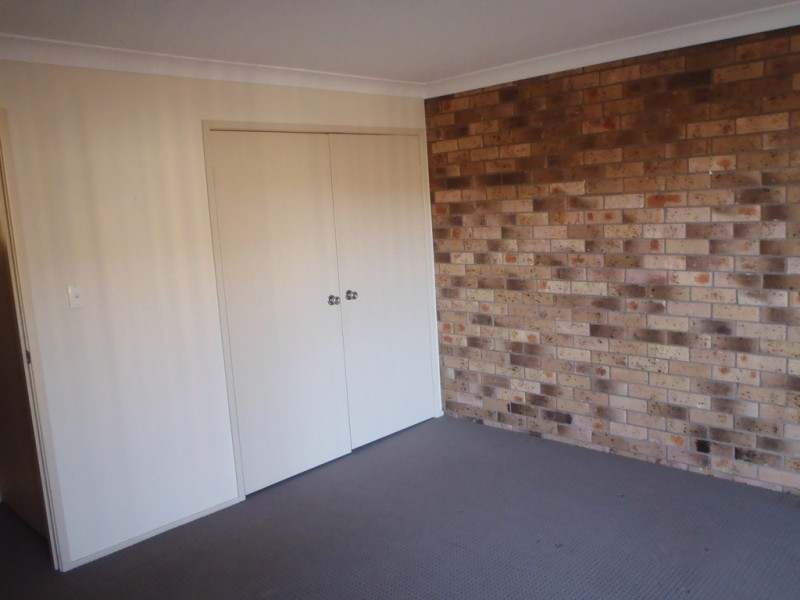 2 / 44 Church Street, Tamworth NSW 2340